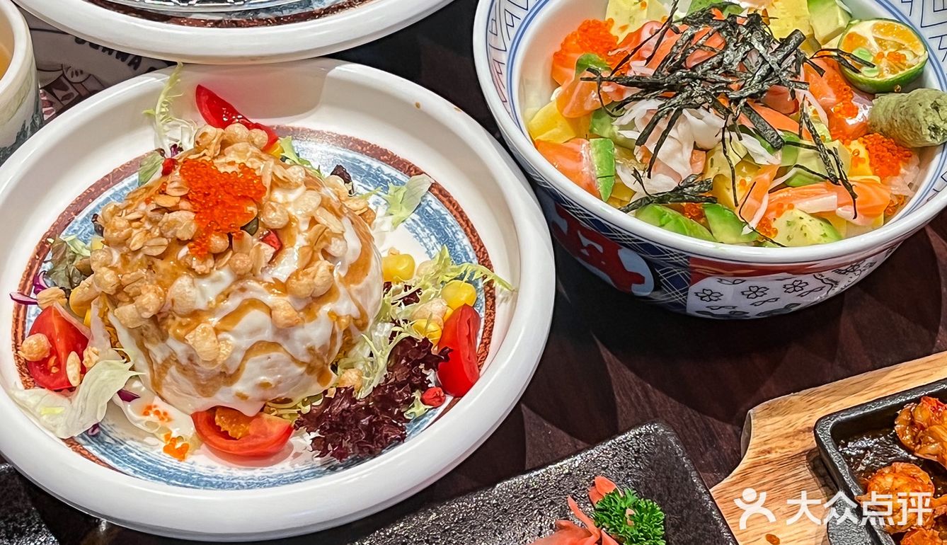 为了吃这个龙虾拌饭，专门坐高铁来了趟深圳