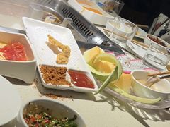 -海底捞火锅鲜切牛肉主题店(长寿路店)