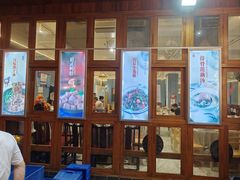 -梓檚中餐厅湖北菜小龙虾武昌鱼排骨藕汤(黄鹤楼店)