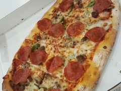 腊肠蘑菇披萨饺-棒约翰比萨·意面(金桥国际店)
