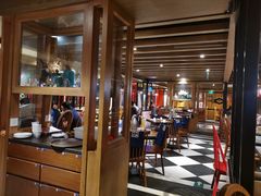 大堂-江边城外烤全鱼(方庄时代购物中心店)