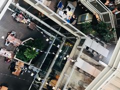 -ROAST coffee & eatery