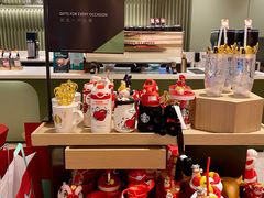 零售区-星巴克臻选(广州太古汇店)