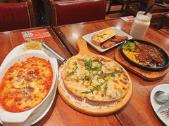 -玛格萝妮比萨屋(陆家浜路店)