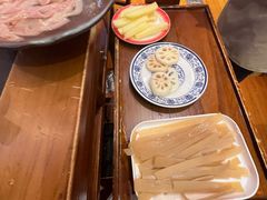 -沸炉重庆老火锅(军事博物馆店)