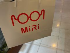 -MiRi眼镜·蔡司·星趣控·尼康控优点视觉合作店(南京东路店)