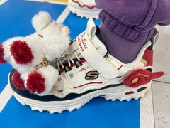 -王府井奥莱临潼小镇(临潼店)