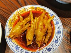 -爆炸头阿姨小四川正宗川味小吃(无任何分店)