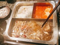 -重庆九记老火锅(广场店)