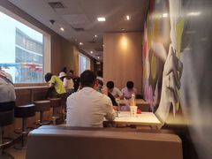 大堂-麦当劳(番禺易发商业街店)