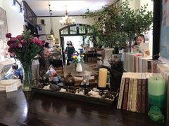 -良友书坊(安徽路店)