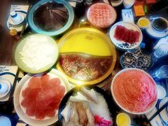 -小天鹅火锅·一线江景洪鼎旗舰店(洪崖洞店)