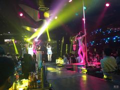 -HiIbiza酒吧