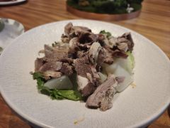 -茅草房·河畔园林火锅