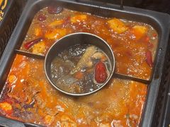-老牌坊云南鱼豆花火锅(哈西万达店)