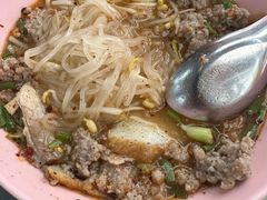 猪肉细米粉汤-榮泰米粉湯(Left Shop)