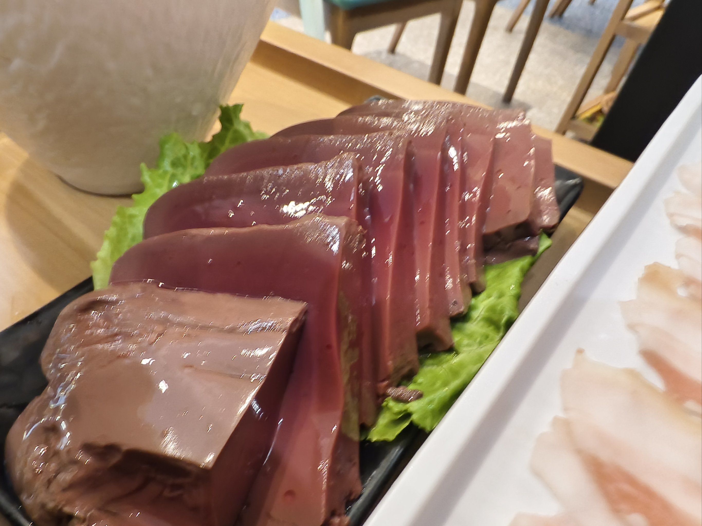 悦然广场新开的 奶白色汤底的猪肚鸡