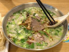 -八百里牛肉汤(盖饭·锅贴·万象城店)