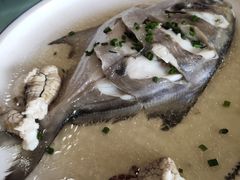 -天桥饭店·特色海鲜(金山嘴渔村店)