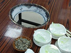 -懒谈秦市井羊肉馆(光谷青年城店)