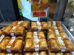 -金色麦甜糕点(面包.蛋糕.华苑店)