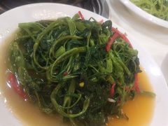 -渝君重庆火锅(嘉宾路店)
