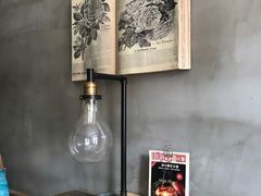 -HIGH FIVE哈福手工汉堡(桂林路店)