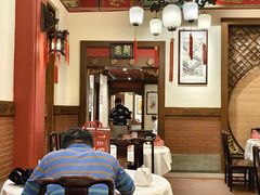 -梅龙镇酒家(南京西路总店)