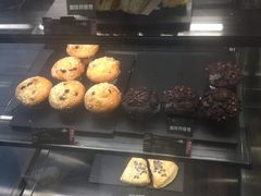 -星巴克臻选(莘庄仲盛店)
