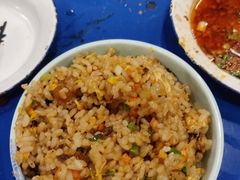 -马路边边串串香形象店(磐石路店)