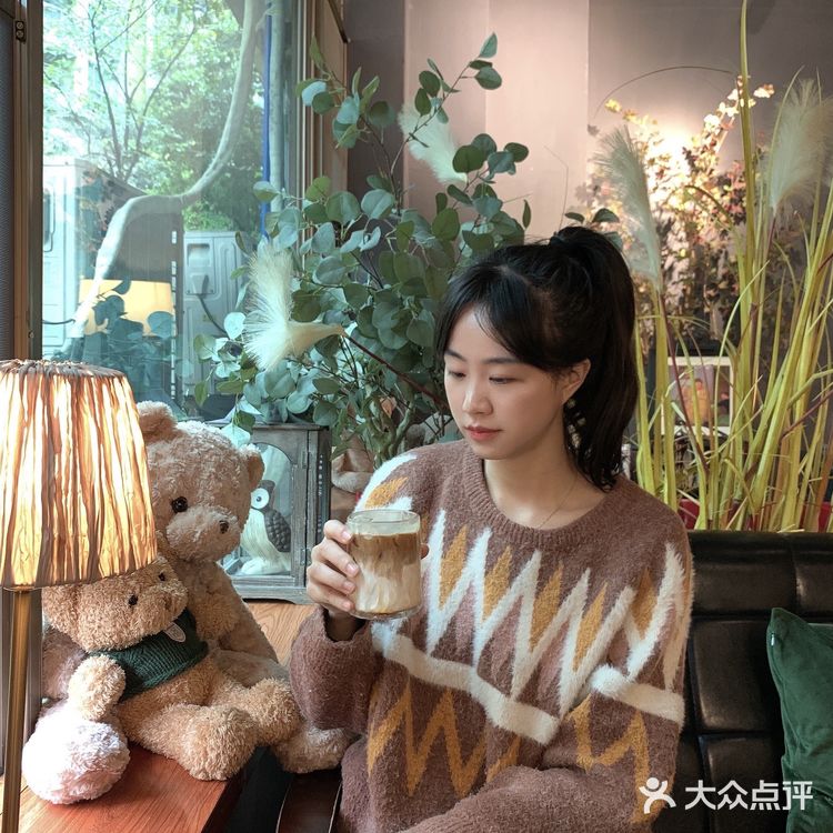 广州被绿植包围的咖啡厅🍃超多猫🐈