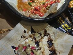 -何师烧烤·香辣蟹·川菜·30年老品牌(太古里旗舰店)