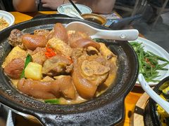 -九道菜有鸡鱼头(石鼓路店)