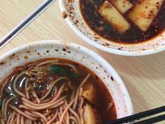 -洪记凉米线(新兴路店)