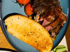 -JINNS锦时 steak&pizza(浸信会礼拜堂旧址店)
