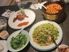 -万重锦·人文川菜馆(骡马市店)
