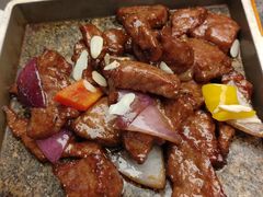 -百联临沂购物中心(临沂路店)