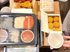 -BHC炸鸡(明洞总店)