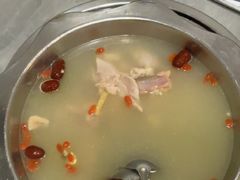 -光头药膳鸡(莱茵小镇店)