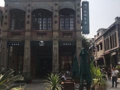 -两江国际影视城