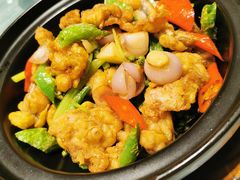 椒麻牛蛙煲-望乡楼上海菜(日月光店)