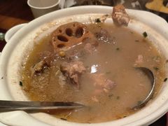 -鑫小城故事·藕汤·家常菜(台北一路总店)