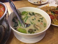 -J Daeng Seafood