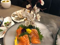 三文鱼-鸿腾国际大酒店-海鲜姿造海鲜烤肉自助餐
