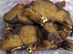 -梅记大块头爆鱼店(乍浦路店)