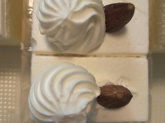 -绿姿鲜奶烘焙(新城花园店)