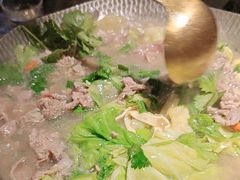 -川流不息·地道川菜·小龙虾(新松江路店)