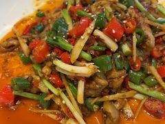 -川流不息·地道川菜·小龙虾(松东路店)