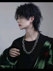 -一家只做男发烫染的店