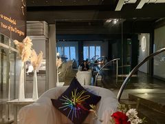 -穹六人间 people 6(岳阳路店)
